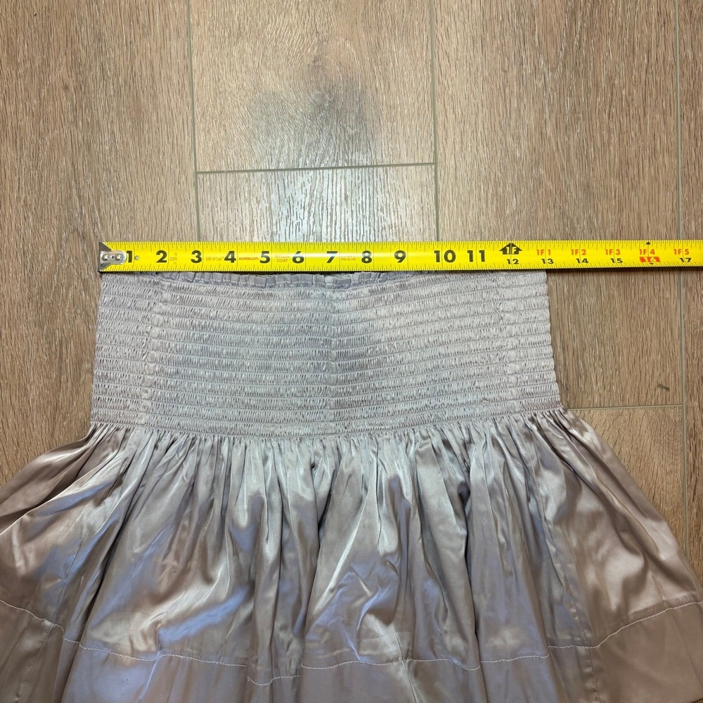 Natural Life Silver Satin Smocked Waist Ruffle Mini Skort Shorts Womens Small - Picture 7 of 9